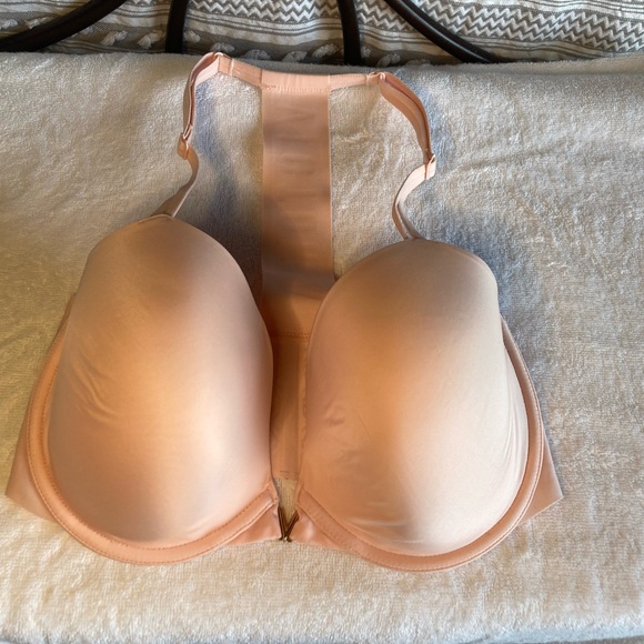 Victoria's Secret Cupid Pink 32DDD
 Sexy Illusions Lined Demi 
Front Close Bra - Picture 6 of 8